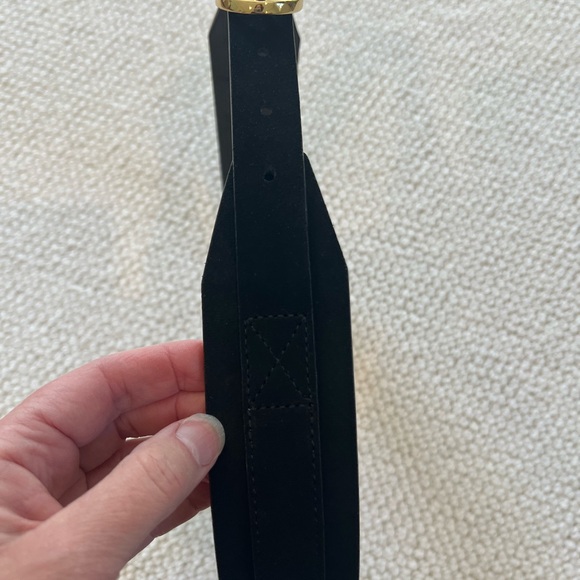 Size Sm Black suede belt - Picture 2 of 6